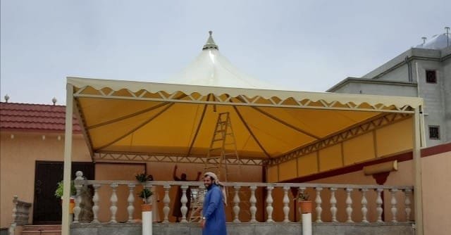 
حداد مظلات شينكو بعسير     بافضل انواع تغطية شينكو بنوعيه مظلات شينكو ابيض و مظلات شينكو بجميع الوانة واشكالة 0552321571